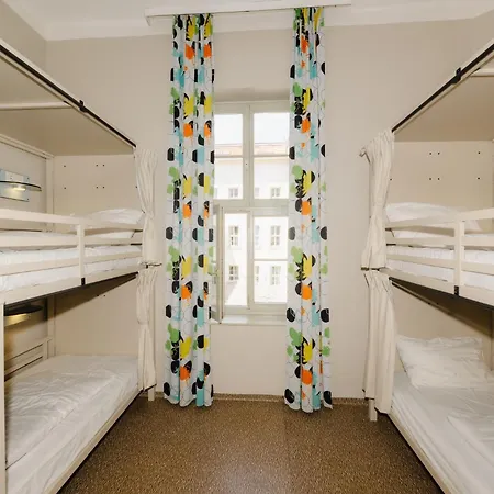 Wombat'S City Hostel Budapest Exterior photo
